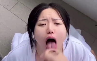 ban-ngap-mom-em-di-anh-em-muon-nuot-tinh-trung