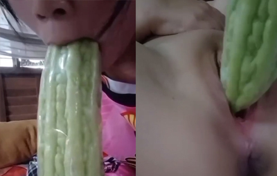 clip-sex-tran-linh-2ka7-voi-qua-muop-dang-30-cm-ngap-lon